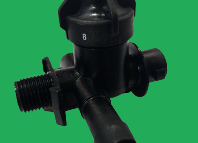 8 psi cap--Nozzle Body